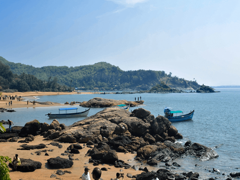 Om-beach